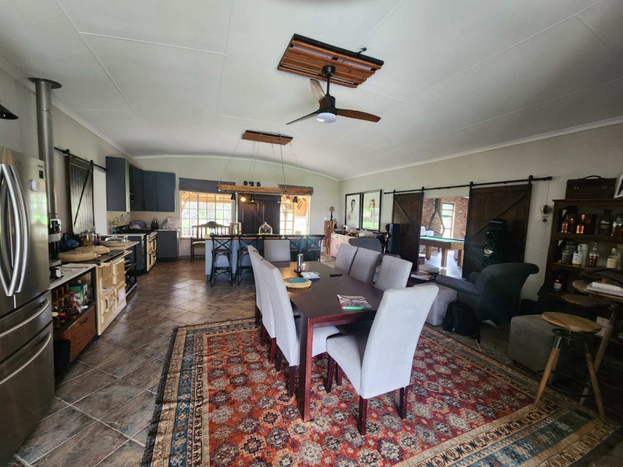 5 Bedroom Property for Sale in Oranjeville Free State